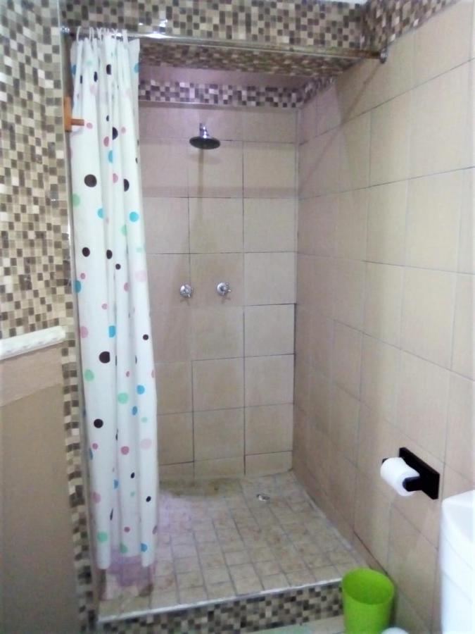 Bread And Barrel Guesthouse Bellville كيب تاون المظهر الخارجي الصورة