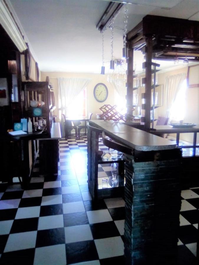 Bread And Barrel Guesthouse Bellville كيب تاون المظهر الخارجي الصورة