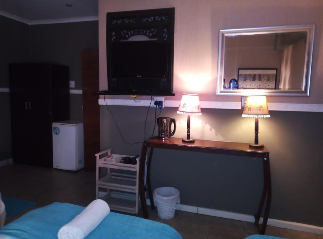 Bread And Barrel Guesthouse Bellville كيب تاون المظهر الخارجي الصورة